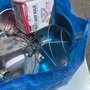 Chicken lamp  Heat Lamp with Bulb with egg basket